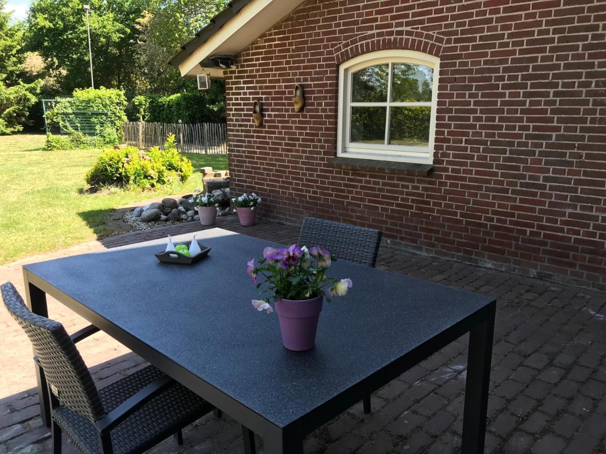 B&B De Prinsenhof Gassel ภายนอก รูปภาพ