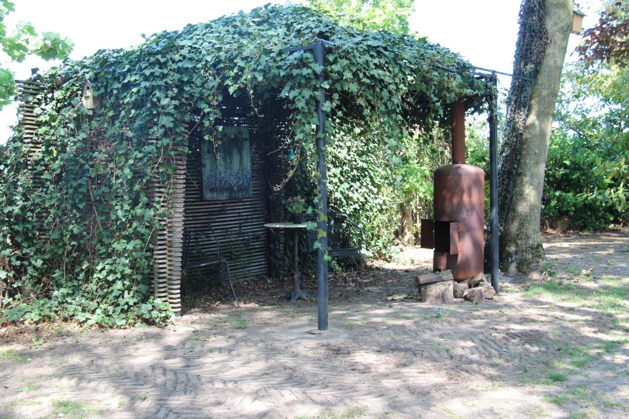 B&B De Prinsenhof Gassel ภายนอก รูปภาพ